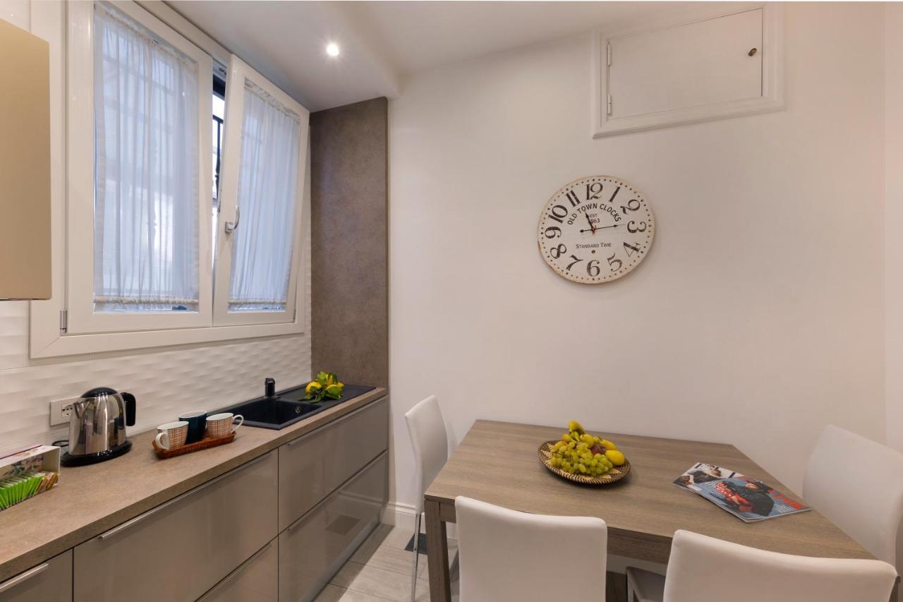 סורנטו Yourhome - Royal Blue Suite מראה חיצוני תמונה