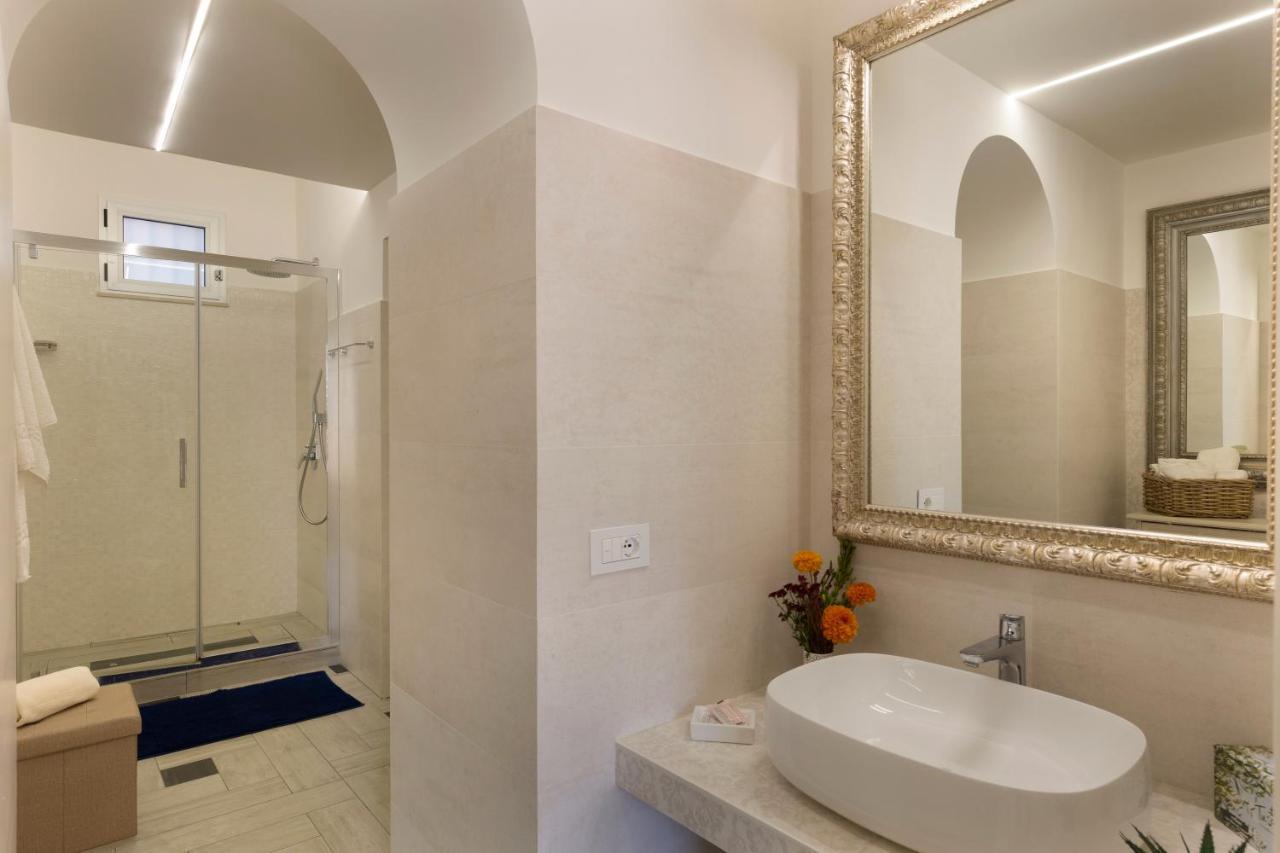 סורנטו Yourhome - Royal Blue Suite מראה חיצוני תמונה