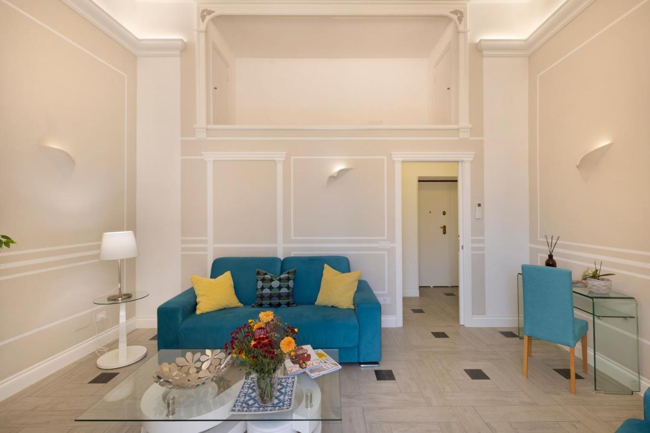 סורנטו Yourhome - Royal Blue Suite מראה חיצוני תמונה